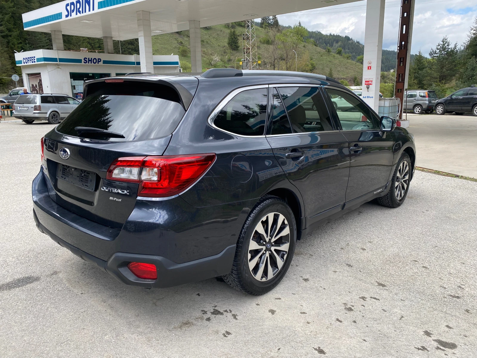 Subaru Outback 2.5i Bi-Fuel * KEYLESS * ИТАЛИЯ * ПАНОРАМА - изображение 4