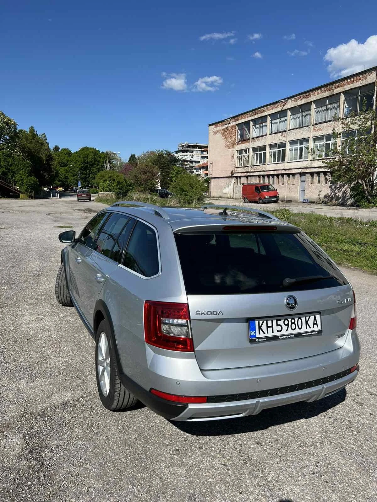 Skoda Octavia Scout 4x4 - изображение 4