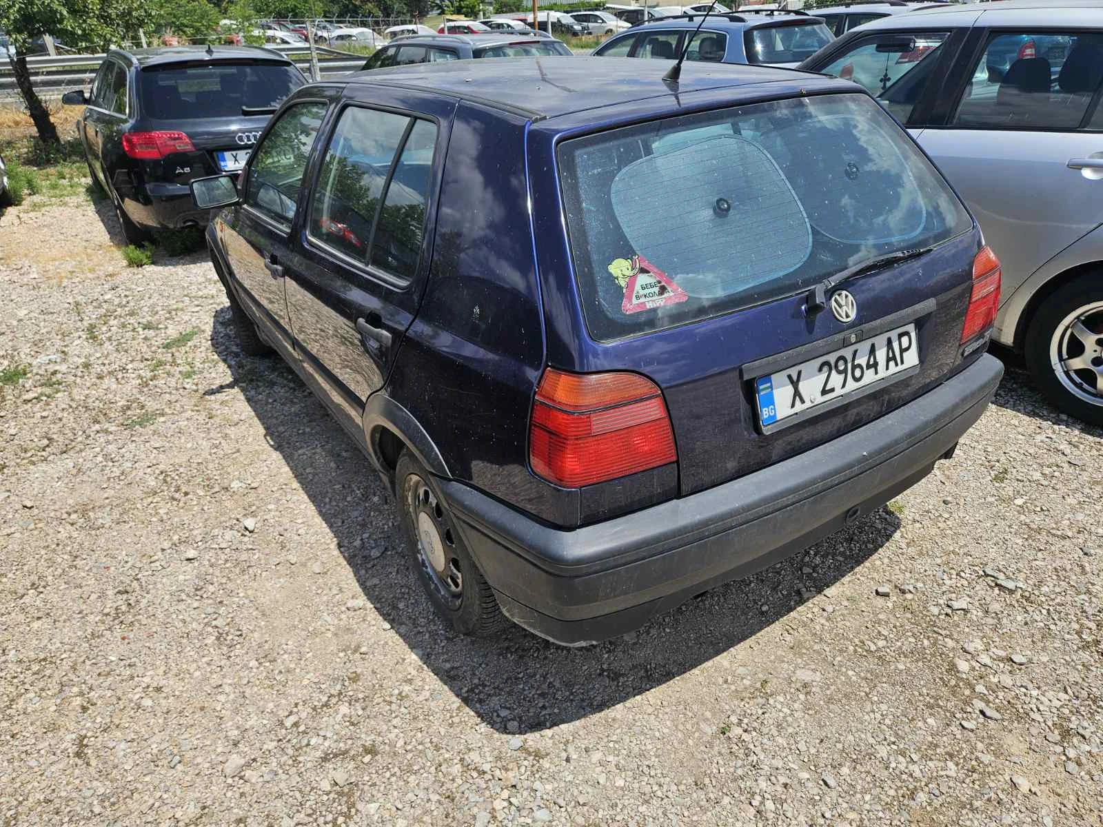 VW Golf 1.4 60k.c - изображение 3