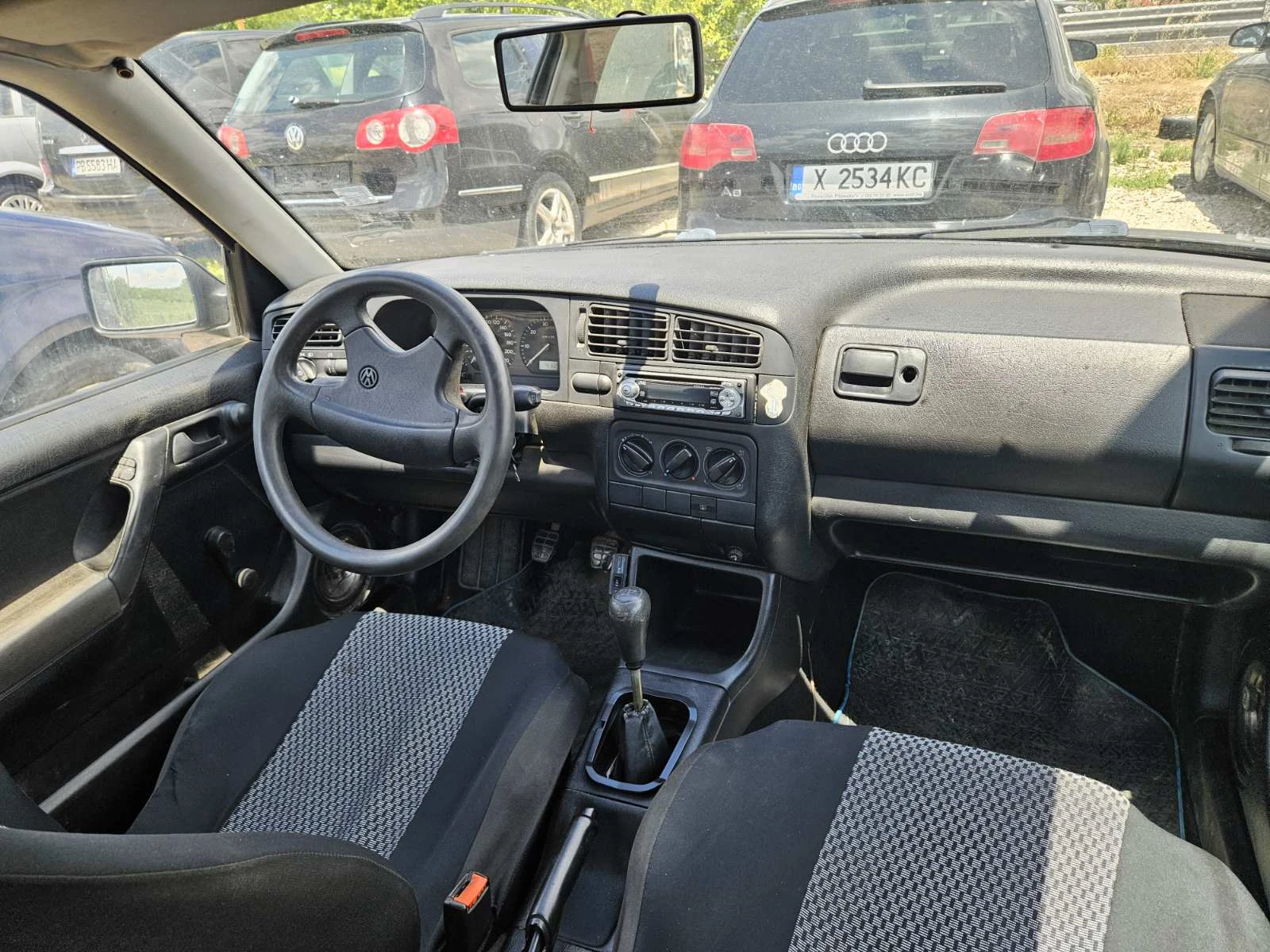 VW Golf 1.4 60k.c - изображение 5