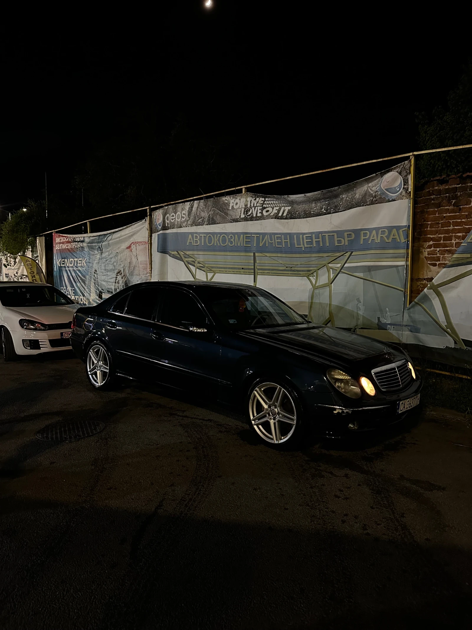 Mercedes-Benz E 270  - изображение 6