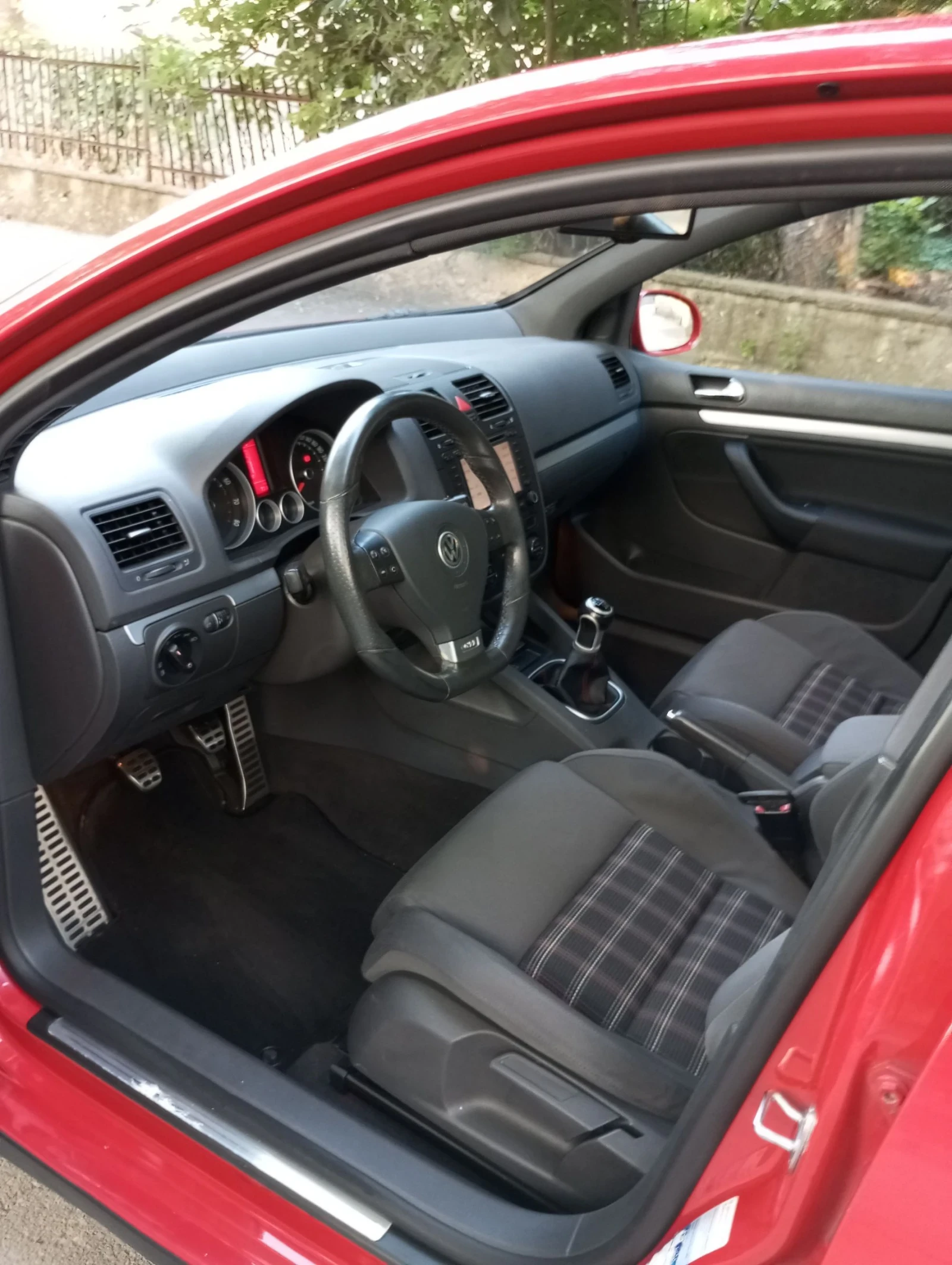 VW Golf  5 GTI 2.0 TFSI 200кс. - изображение 7