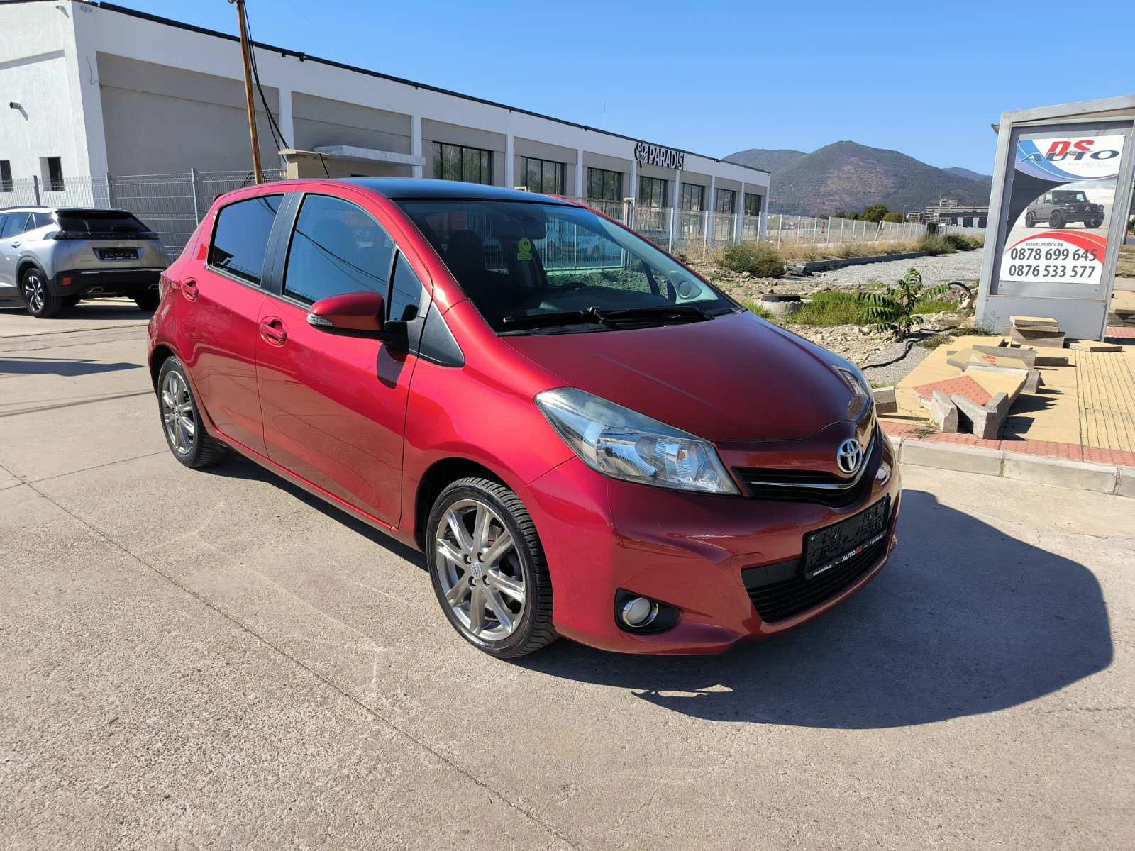 Toyota Yaris 1.3i-6sk-Navi-Kamera-Keyless-Panorama-Euro-5B - изображение 3