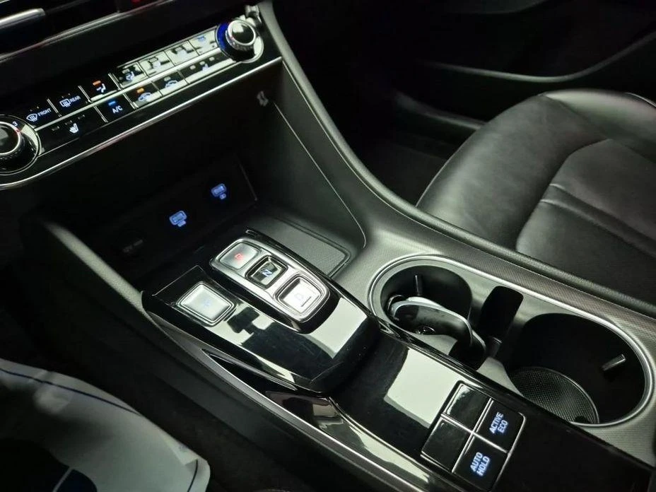 Hyundai Sonata 2.0 LPG Style * НАЙ-ДОБРА ЦЕНА В БЪЛГАРИЯ*  - изображение 10