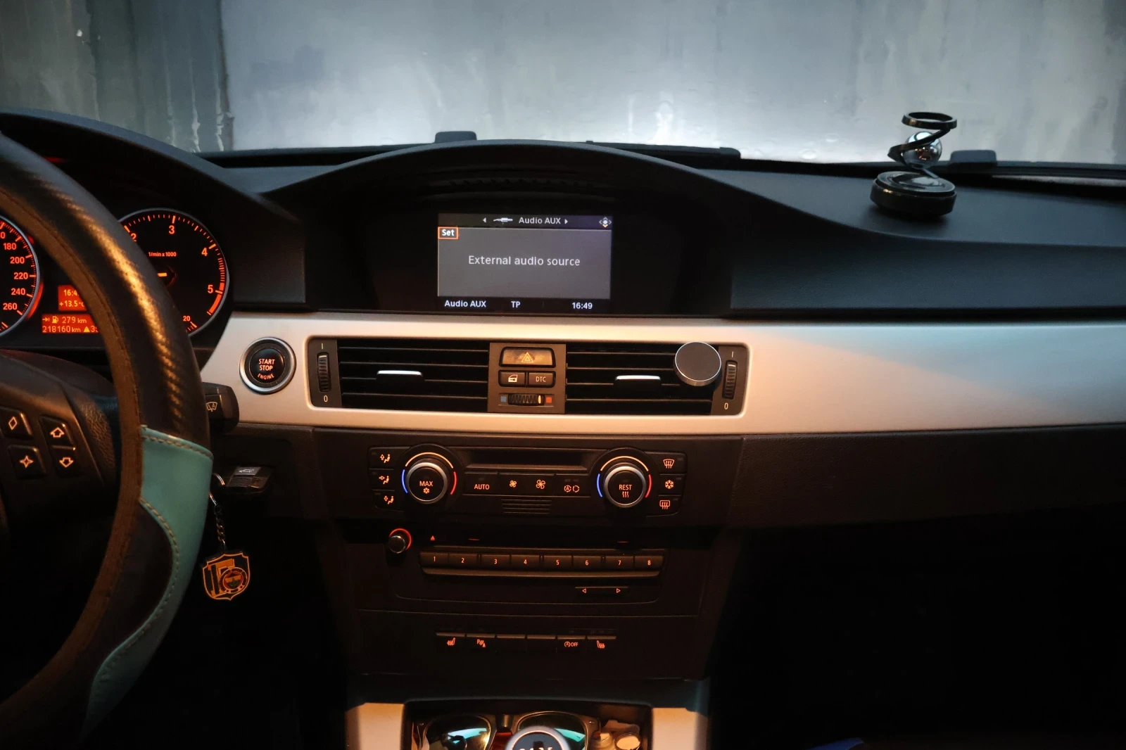 BMW 320 2.0d FACELIFT  - изображение 10