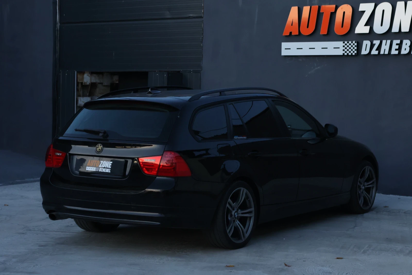 BMW 320 2.0d FACELIFT  - изображение 5