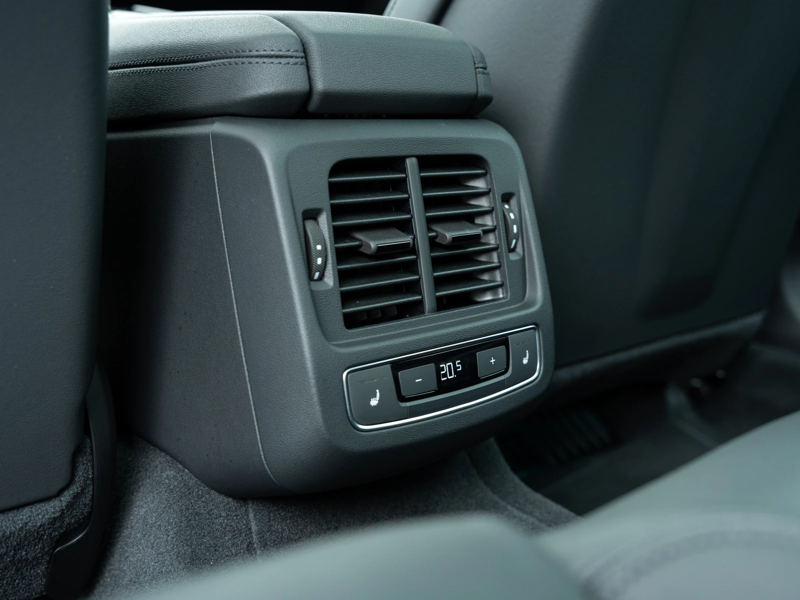 Audi E-Tron GT | Mobile.bg   14