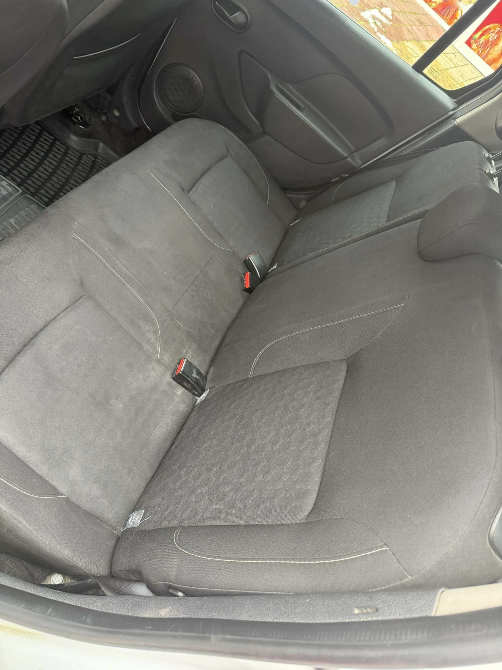 Dacia Logan  - изображение 8