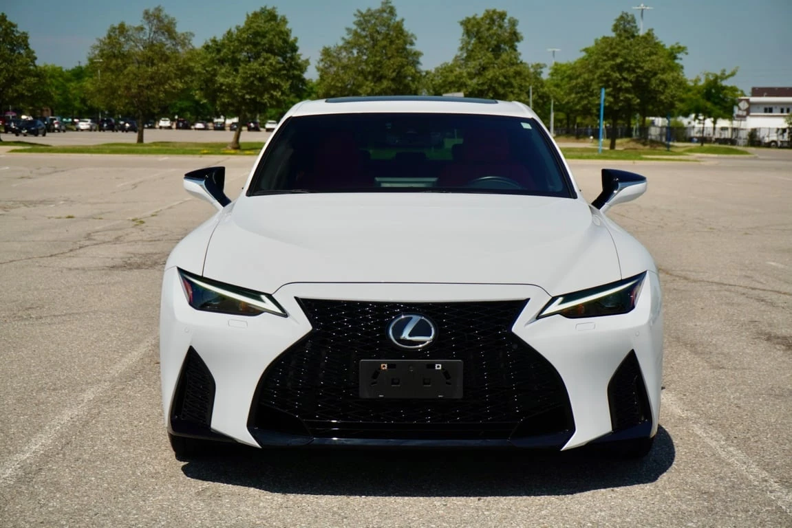 Lexus IS 300 * CARFAX /F SPORT/PANO/LANE ASSIST - изображение 6