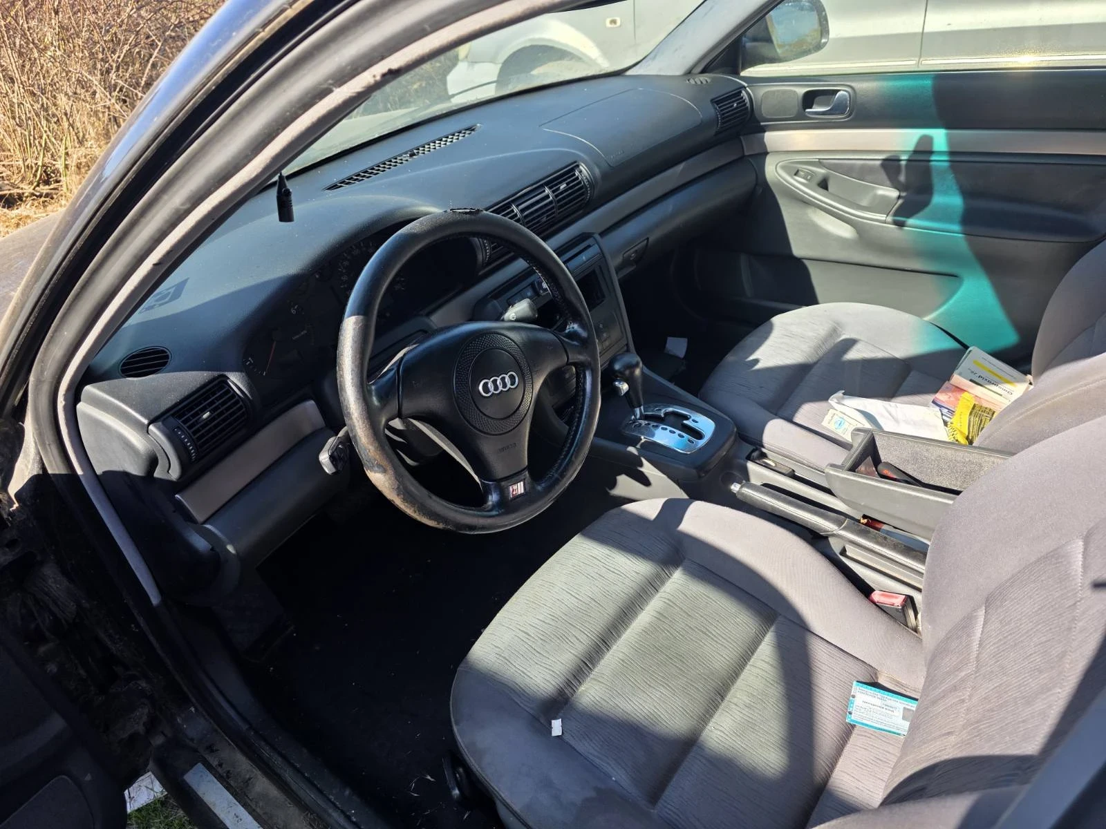 Audi A4 1.8 т, снимка 6 - Автомобили и джипове - 53816425