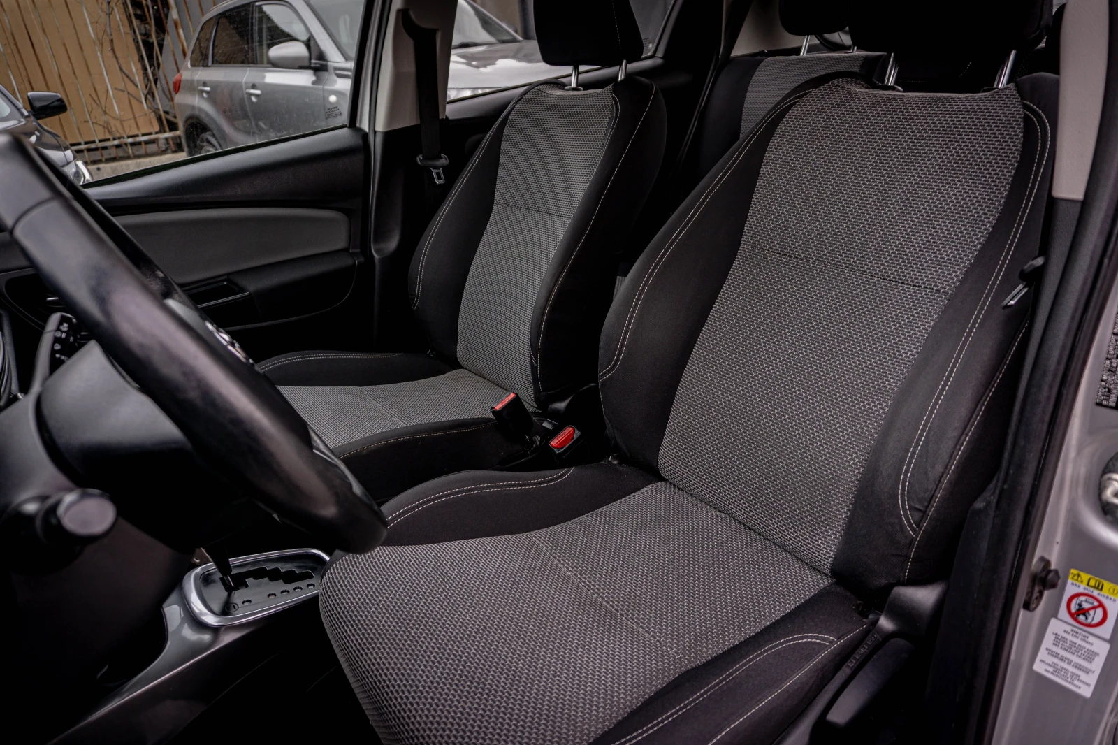 Toyota Yaris 1.5 Hybrid ���!!! � ��������! �����. �� �� 1�. | Mobile.bg � ����������� 10