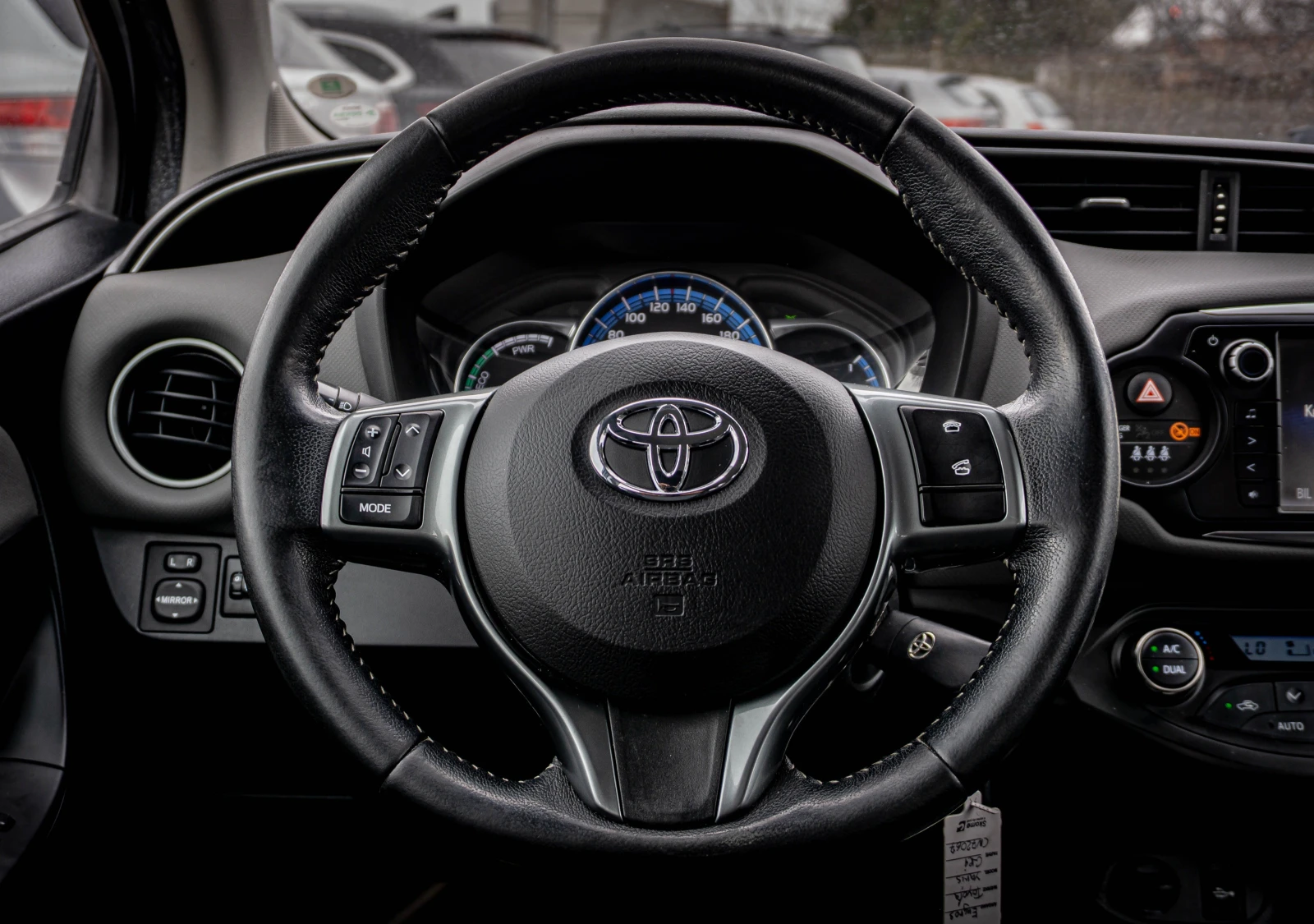 Toyota Yaris 1.5 Hybrid ���!!! � ��������! �����. �� �� 1�. | Mobile.bg � ����������� 9