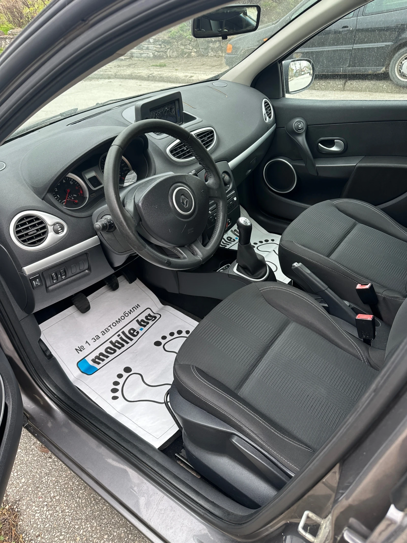 Renault Clio 1.2i GPL* * * 148000* * * km, снимка 8 - Автомобили и джипове - 54236368