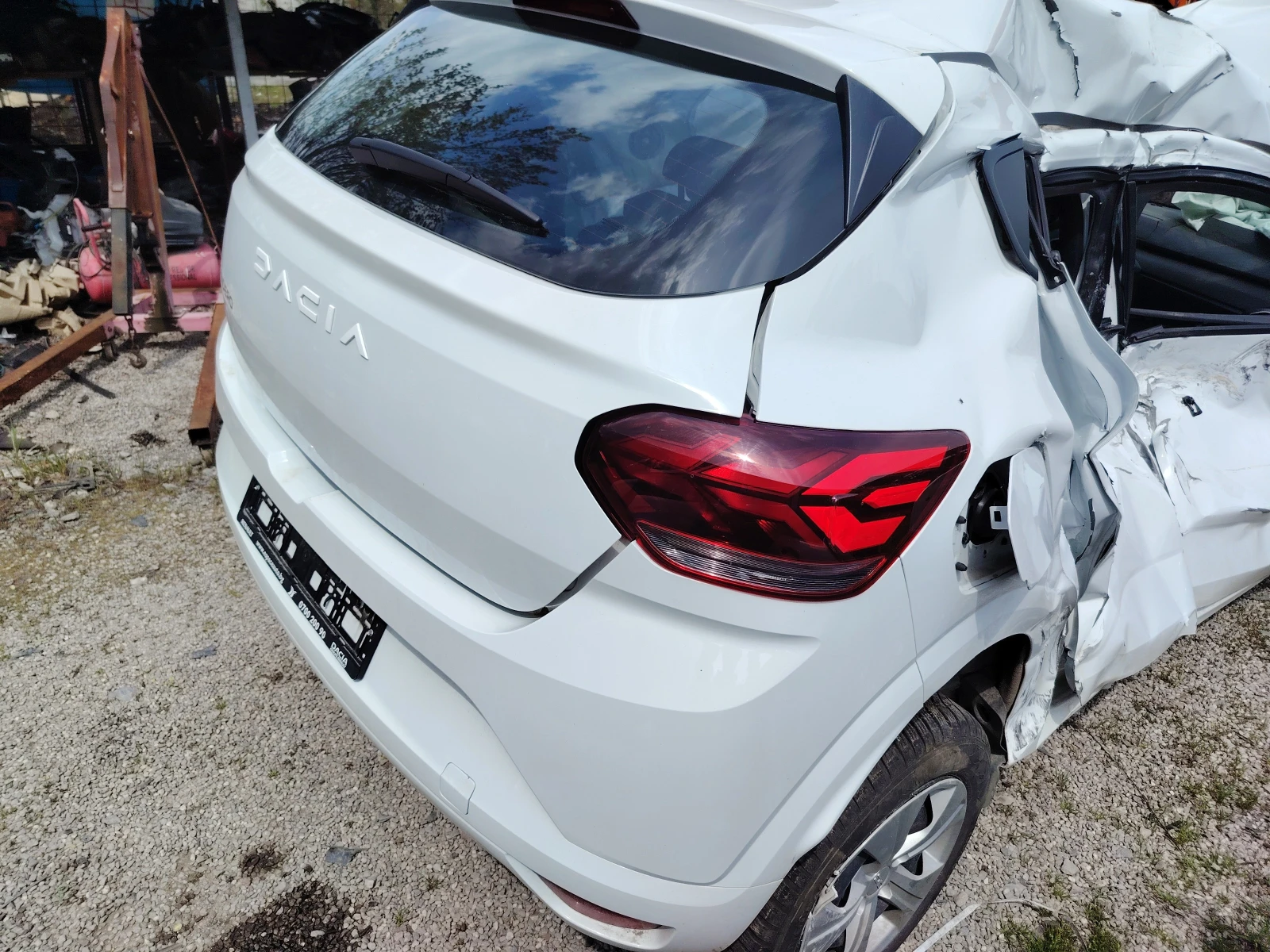 Dacia Sandero 1.0tse ECO-G, снимка 3 - Автомобили и джипове - 54253376