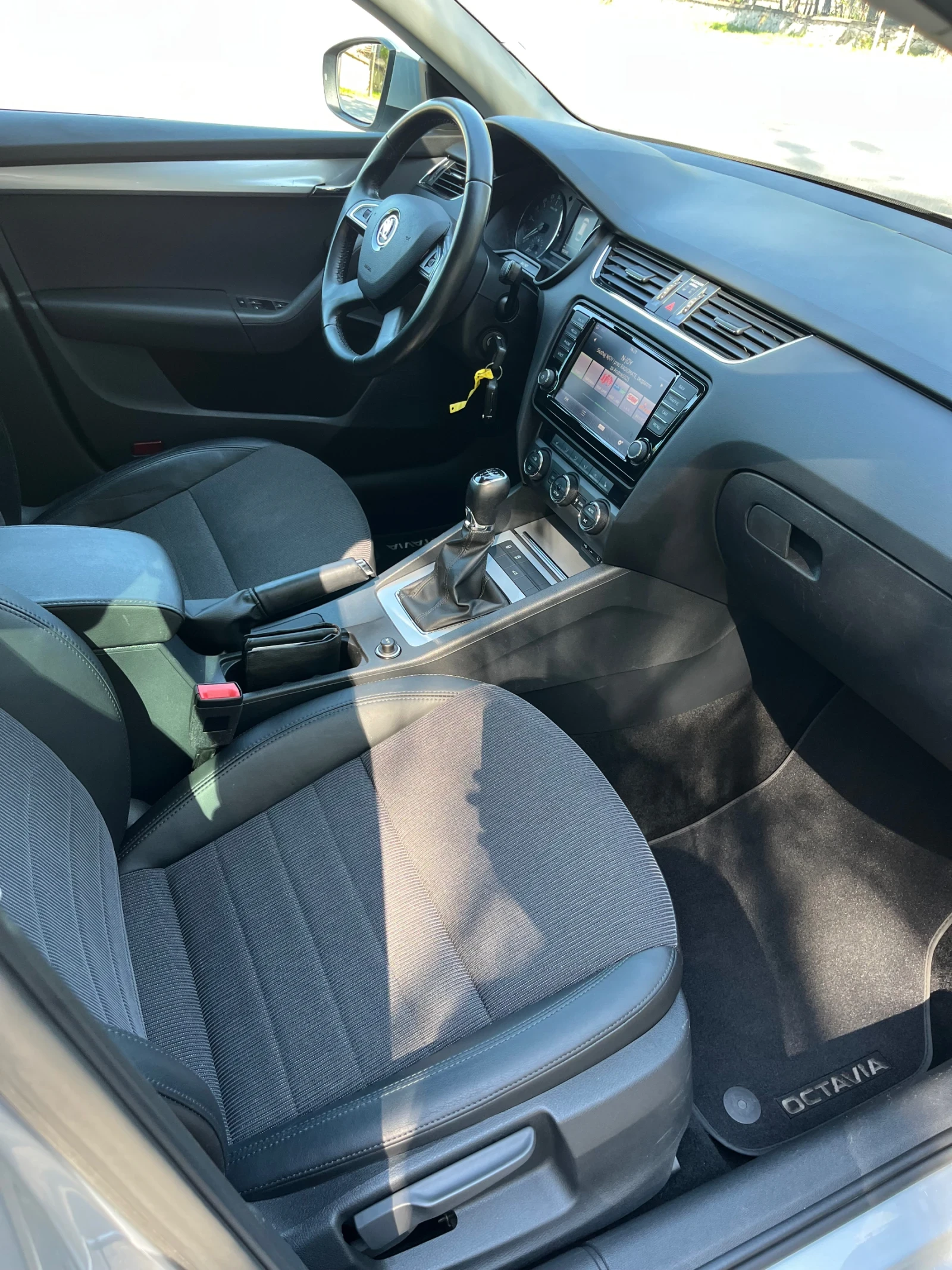Skoda Octavia 2.0 TDI 150�� | Mobile.bg � ����������� 9