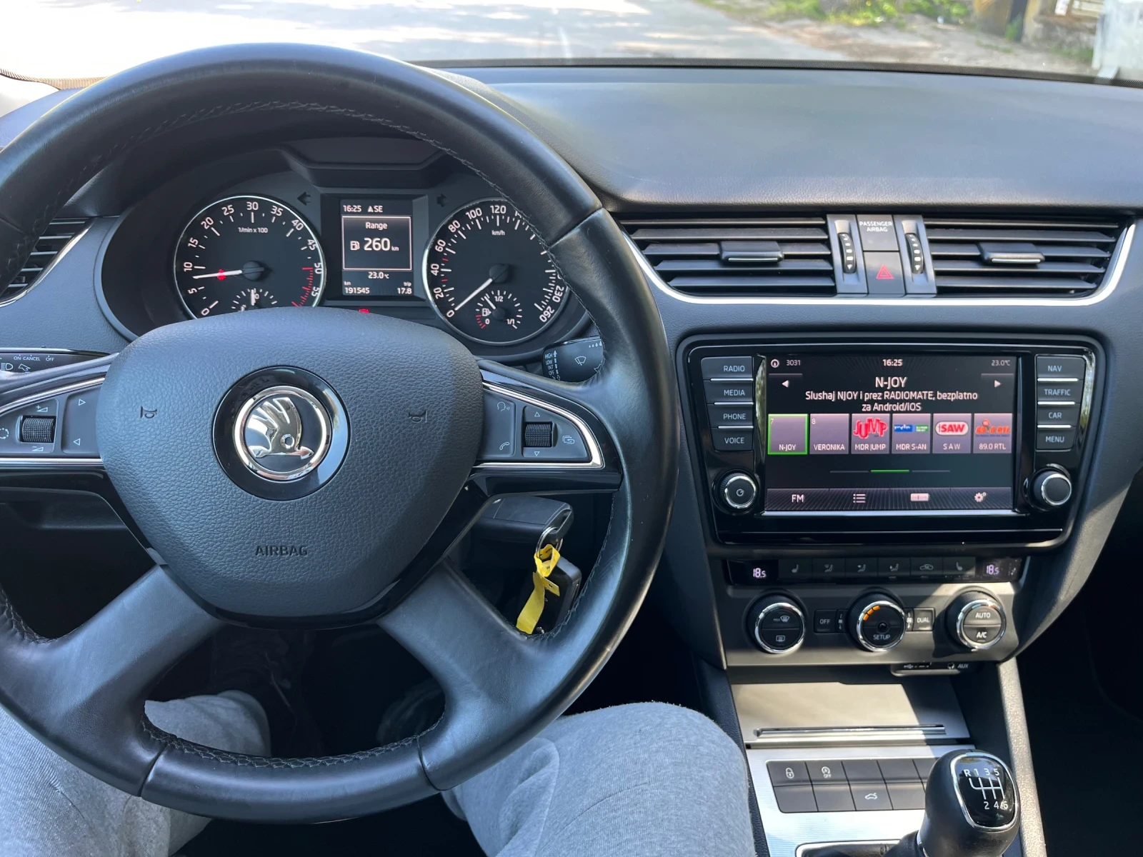 Skoda Octavia 2.0 TDI 150�� | Mobile.bg � ����������� 12