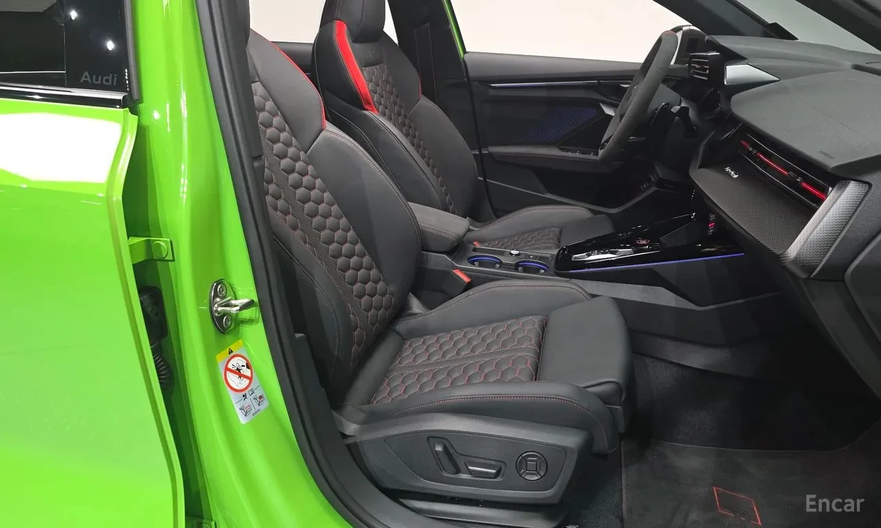 Audi Rs3 Bang & Olufsen* Virtual Cockpit Plus* Head-Up* , снимка 9 - Автомобили и джипове - 54840927