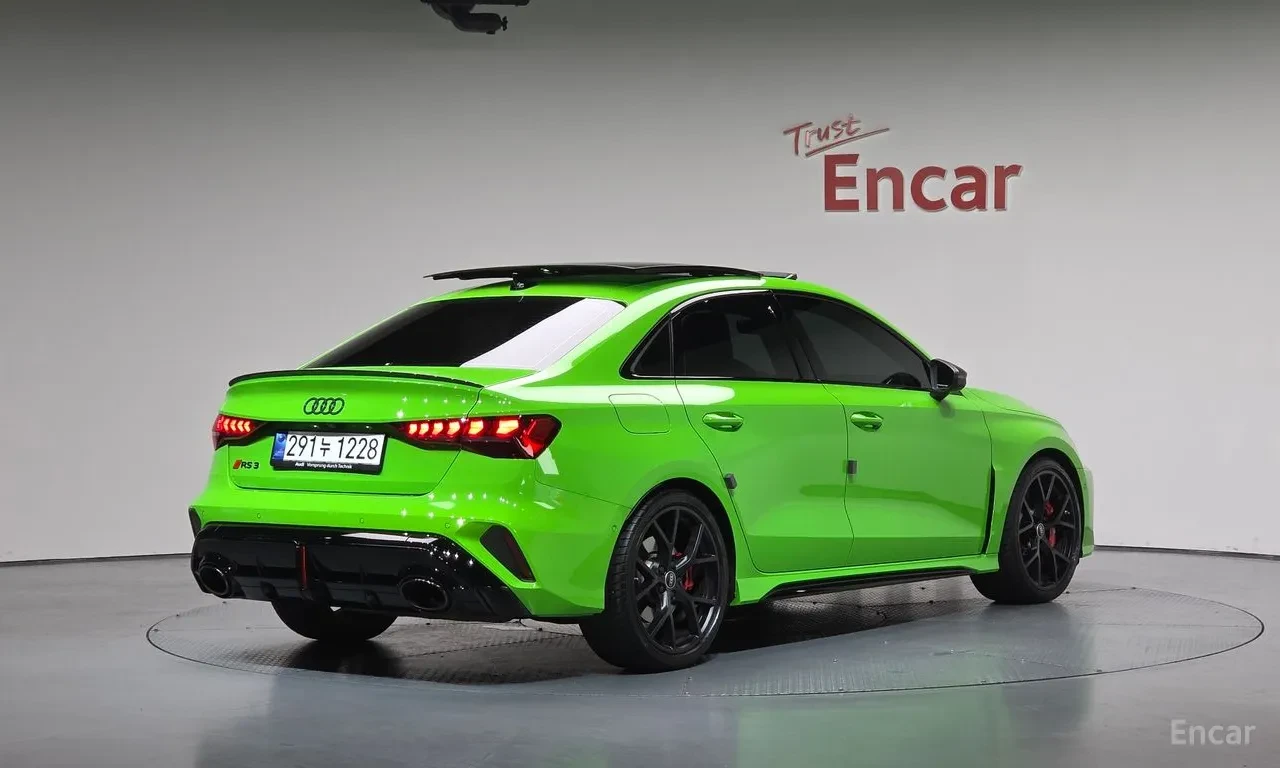 Audi Rs3 Bang & Olufsen* Virtual Cockpit Plus* Head-Up* , снимка 2 - Автомобили и джипове - 54840927