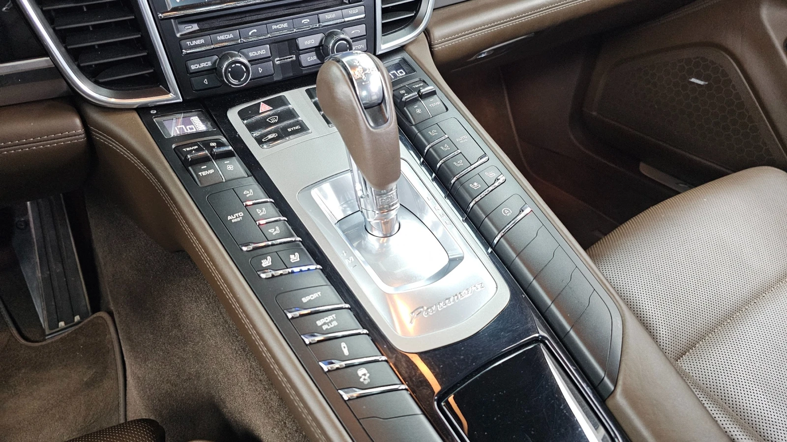 Porsche Panamera 3.6 V6 FSI AWD , снимка 8 - Автомобили и джипове - 55474378