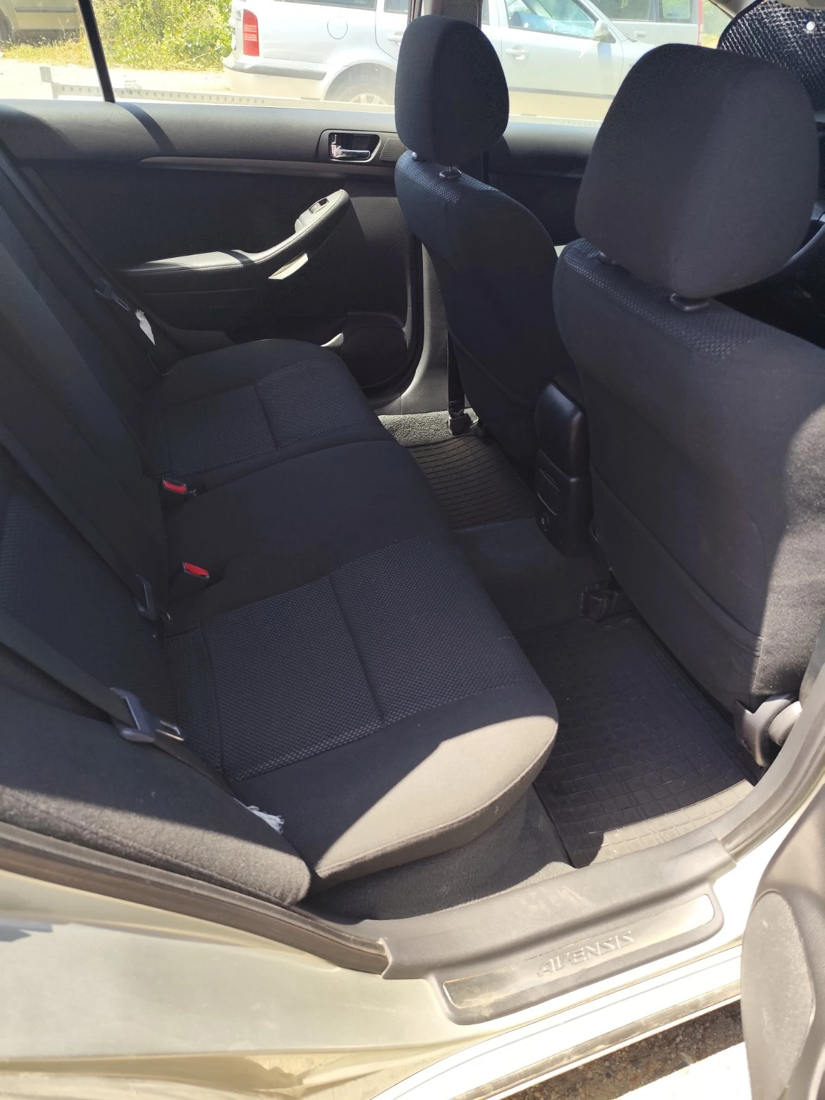 Toyota Avensis D4D, снимка 7 - Автомобили и джипове - 55840969
