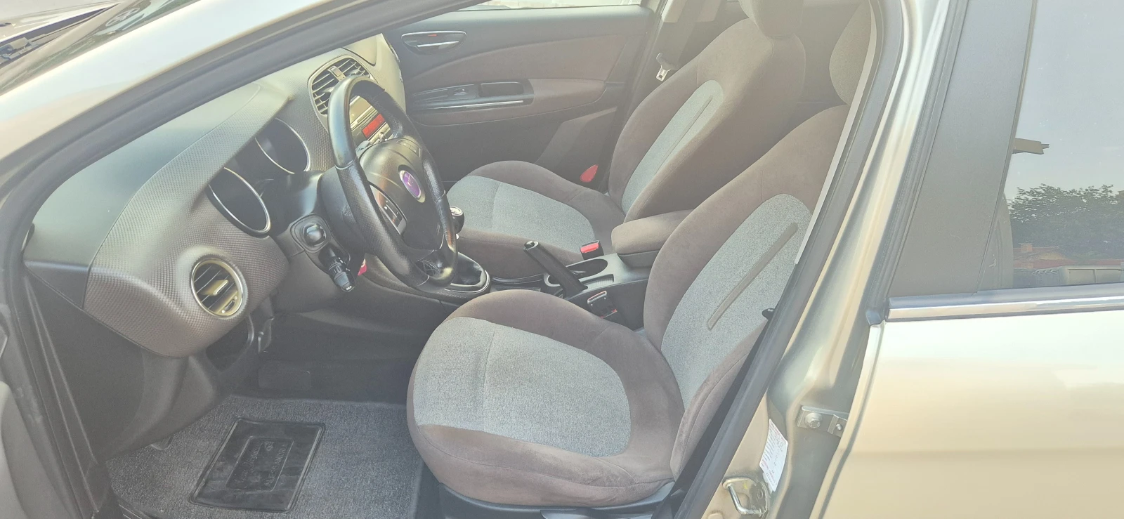 Fiat Bravo 1.9-Multi Jet-120к.с.* Климатроник* Топ* , снимка 2 - Автомобили и джипове - 55702881