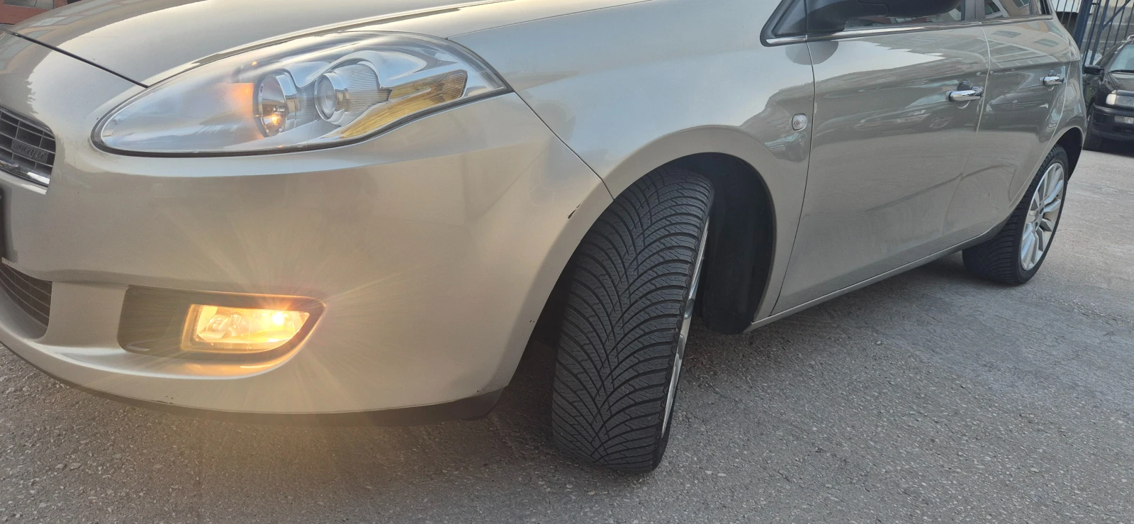 Fiat Bravo 1.9-Multi Jet-120к.с.* Климатроник* Топ* , снимка 8 - Автомобили и джипове - 55702881