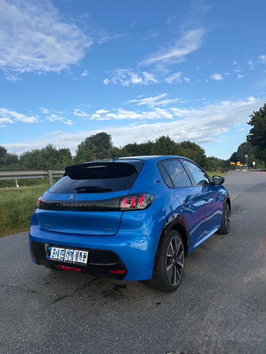 Peugeot 208 GT, снимка 2 - Автомобили и джипове - 55904408