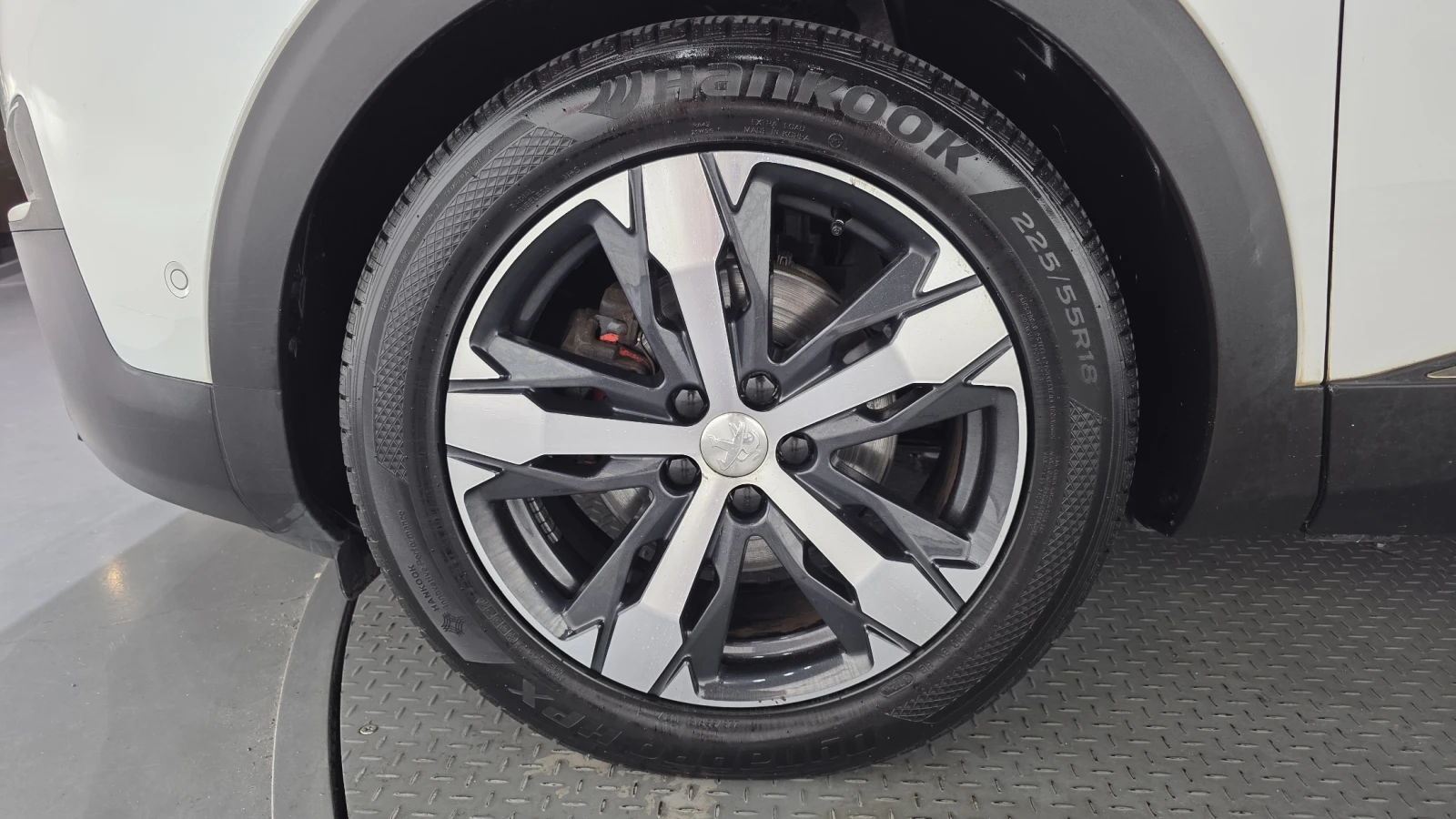 Peugeot 5008 1.6 BlueHDi* ЕЛ. БАГАЖНИК* BLIND SPOT* КРАЙНА ЦЕНА, снимка 5 - Автомобили и джипове - 55983863