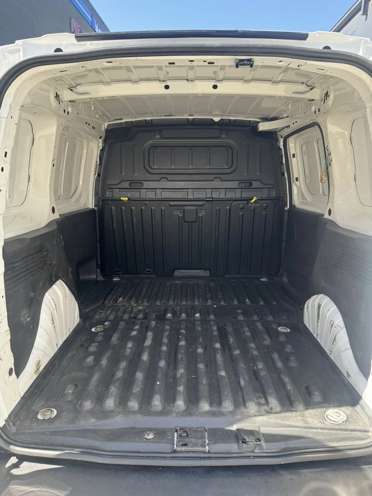 Citroen Berlingo 1.6HDI Реални километри, снимка 4 - Автомобили и джипове - 56252403
