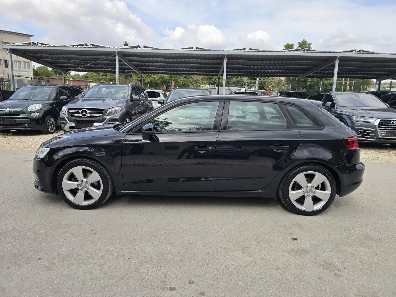 Audi A3 1.6TDI 105к.с DSG, снимка 7 - Автомобили и джипове - 56272097