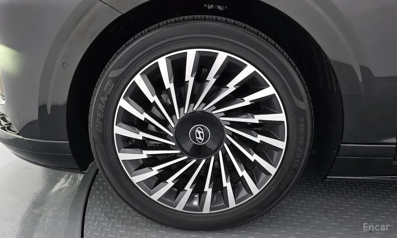 Hyundai Grandeur CALLIGRAPHY* ���������* ���������* �����* 360����� | Mobile.bg � ����������� 5