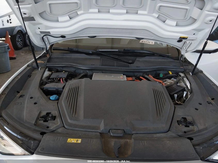 Audi E-Tron Sportback Premium Plus Quattro, снимка 10 - Автомобили и джипове - 56618859