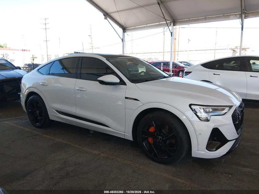 Audi E-Tron Sportback Premium Plus Quattro, снимка 13 - Автомобили и джипове - 56618859