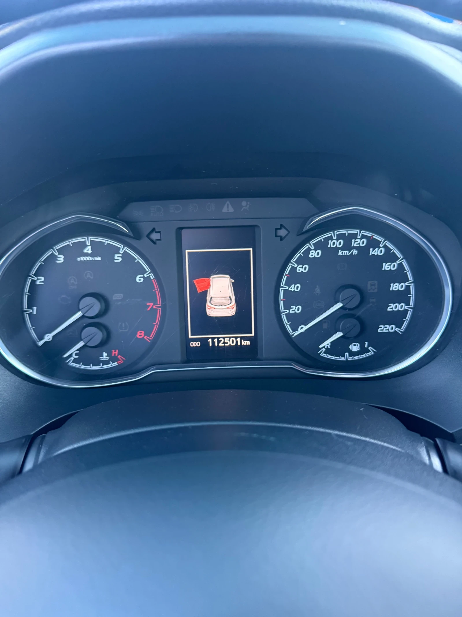 Toyota Yaris 1.5VVT* Автомат* ЛИЗИНГ, снимка 12 - Автомобили и джипове - 56692223
