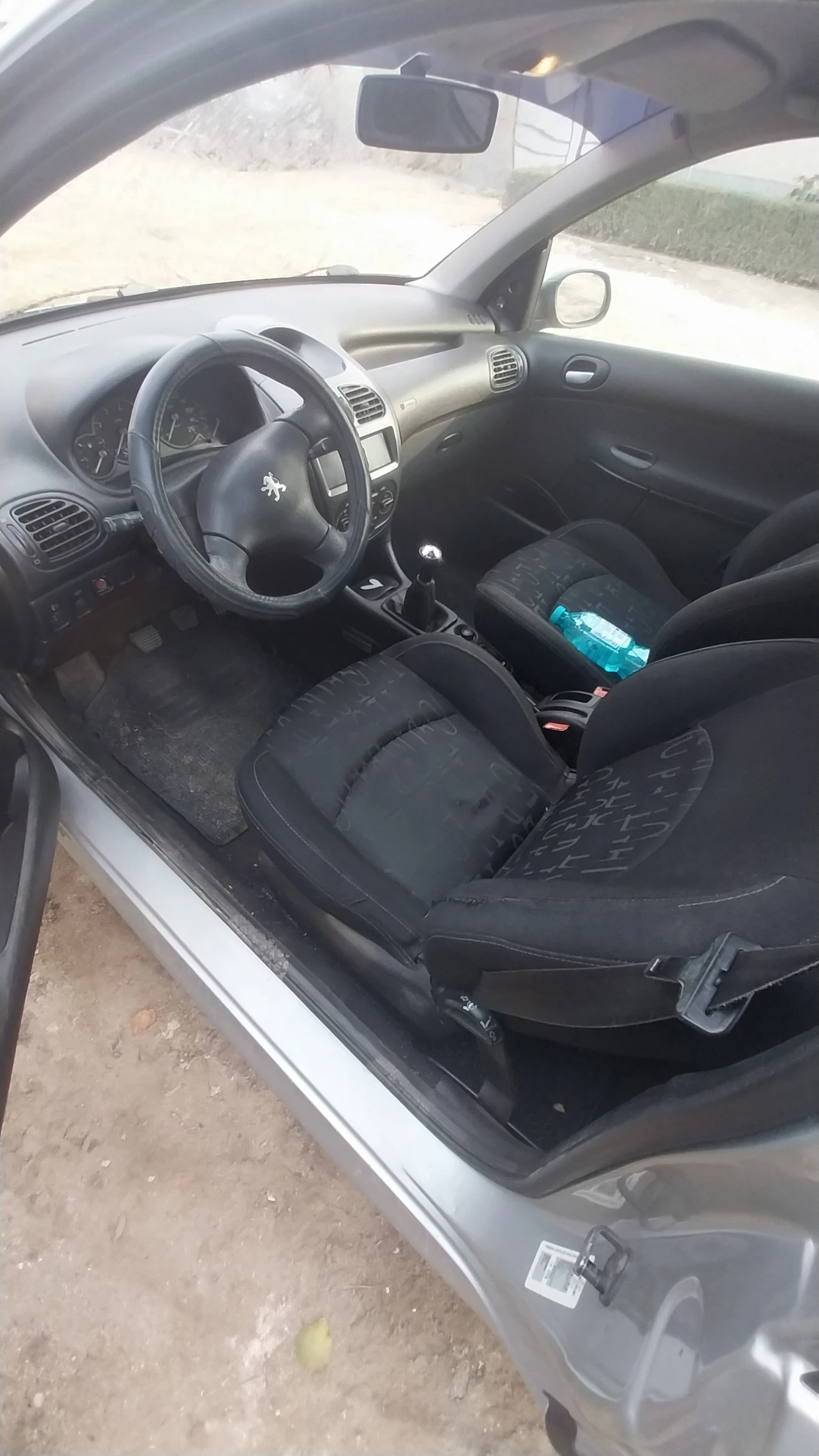 Peugeot 206, снимка 5 - Автомобили и джипове - 56641261