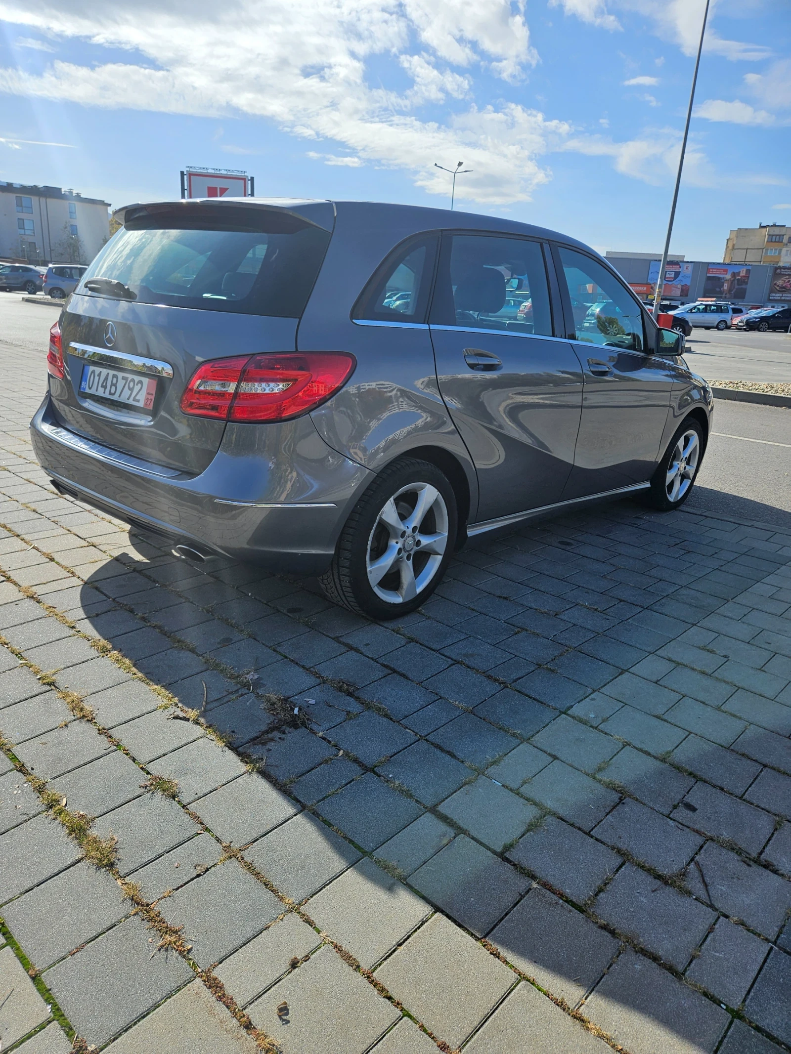 Mercedes-Benz B 250, снимка 4 - Автомобили и джипове - 56661813