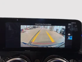 Mercedes-Benz GLB 250 4MATIC* DISTRONIC* 360CAMERA* DUAL-SUNROOF* , снимка 9