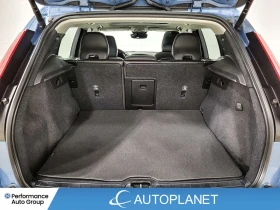 Volvo XC40 B5 Plus Dark AWD, Back Up Cam, Navi, Pano Roof | Auto.bg — изображение 13