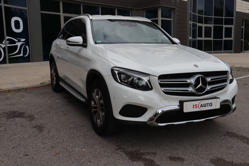 Mercedes-Benz GLC 250 4Matic/AMG/Подгрев/F1/FullLed/, снимка 3 - Автомобили и джипове - 47625274