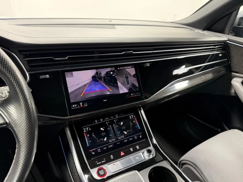 Audi SQ8 * 4.0 TFSI quattro * CARFAX * БЕЗ ПЪРВОНАЧАЛНА ВНО, снимка 17 - Автомобили и джипове - 53053969
