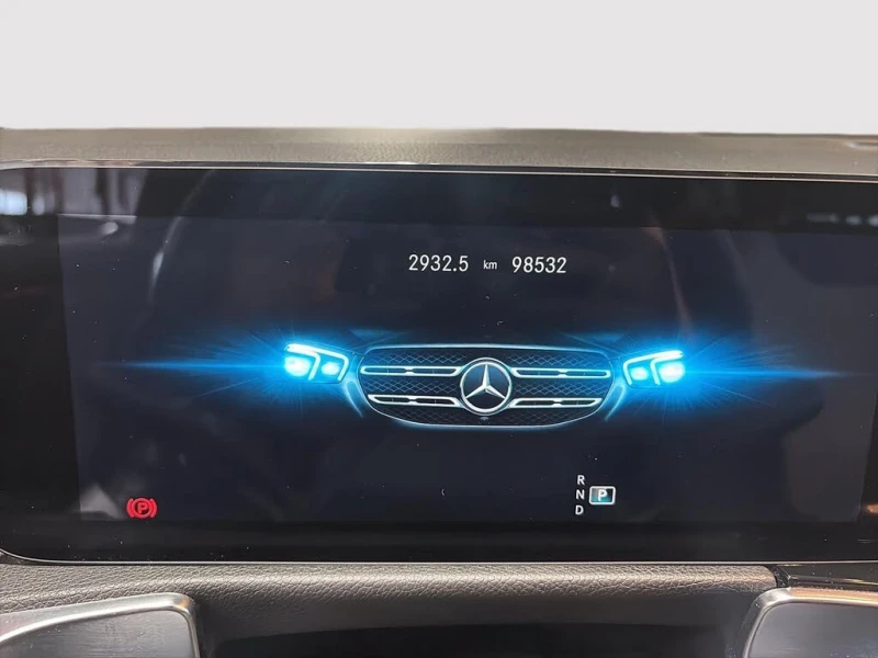 Mercedes-Benz GLB 250 4MATIC* DISTRONIC* 360CAMERA* DUAL-SUNROOF* , снимка 6 - Автомобили и джипове - 53493076