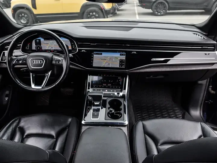 Audi Q8 55TFSI* S* LINE* 360КАМЕРА* ОБДУХВАНЕ* LANE* ASSIS, снимка 7 - Автомобили и джипове - 54445153