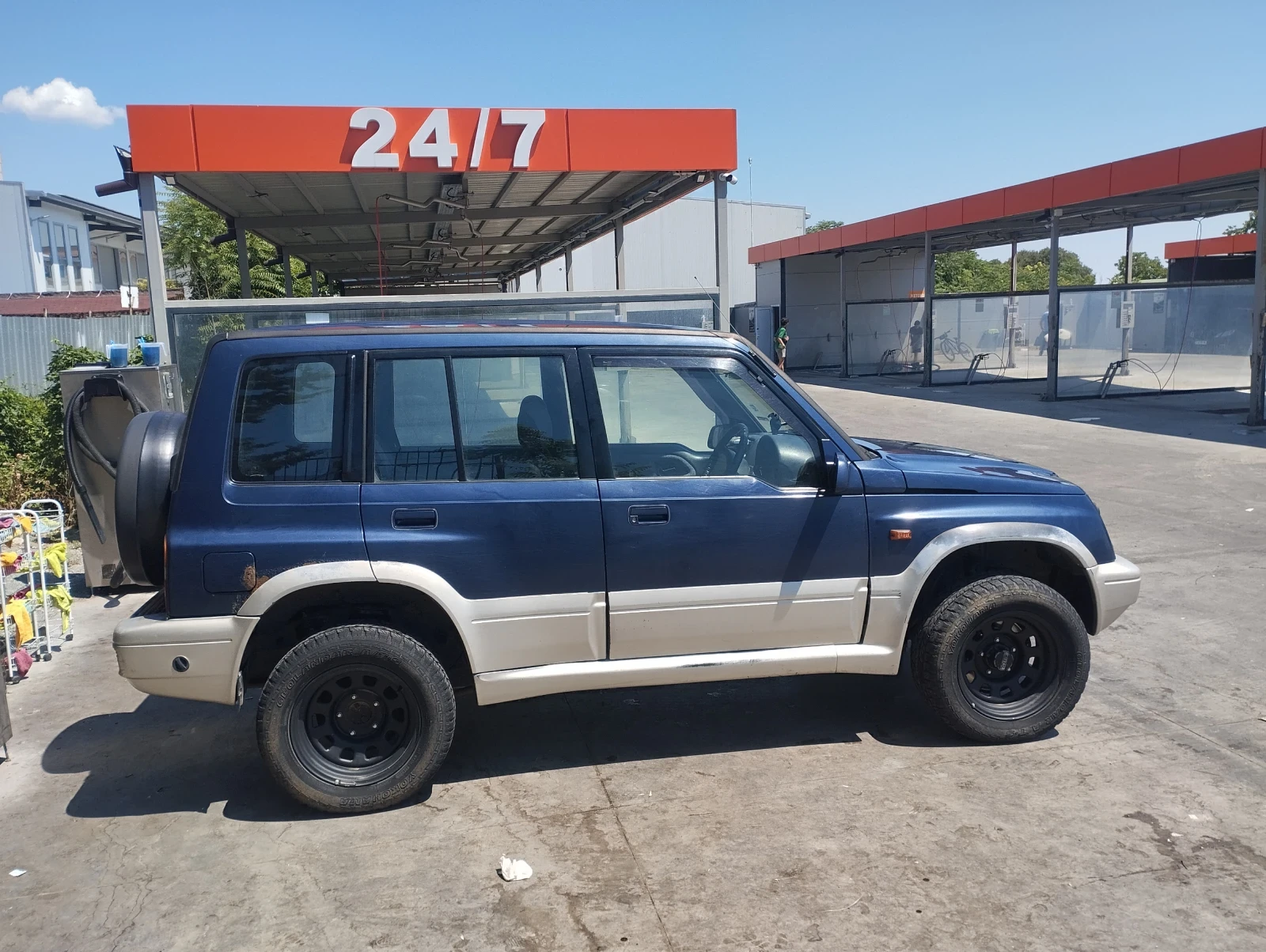 Suzuki Vitara 2.0 V6 - изображение 2
