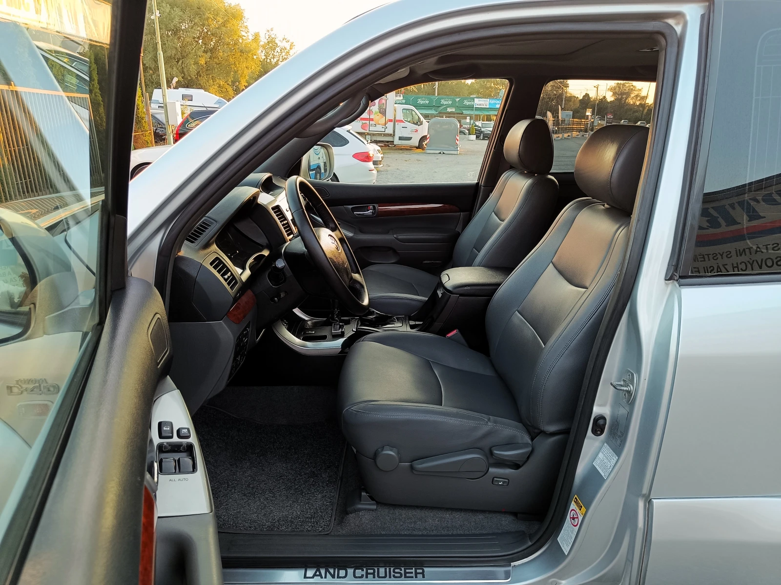 Toyota Land cruiser 3.0 D4D* 4X4* БАВНИ* БЛОКАЖ* АВТОМАТИК* ИТАЛИЯ*  - изображение 9