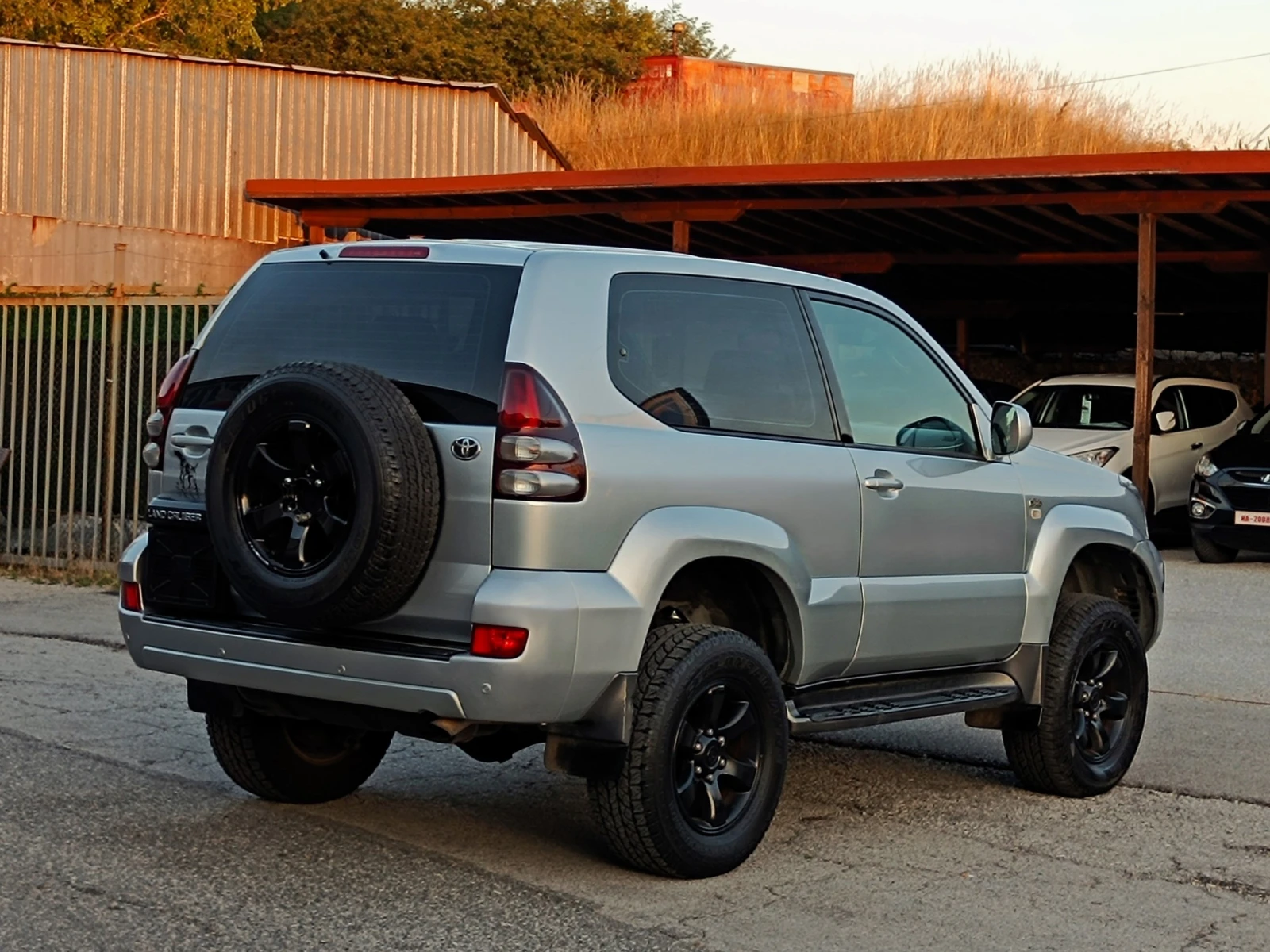 Toyota Land cruiser 3.0 D4D* 4X4* БАВНИ* БЛОКАЖ* АВТОМАТИК* ИТАЛИЯ*  - изображение 5