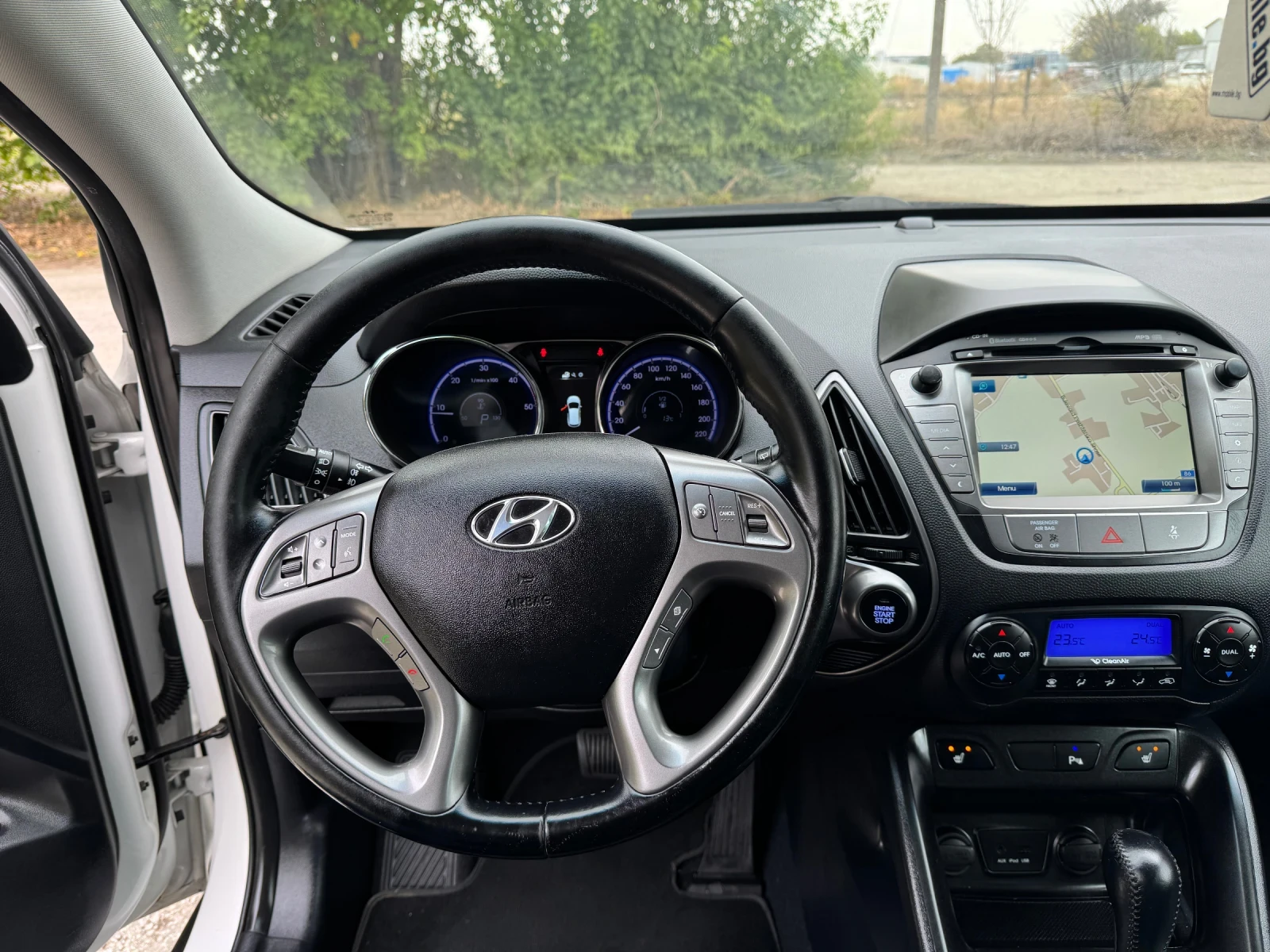 Hyundai IX35 2.0D.4Х4.173Х.КМ.АВТО.КОЖА.НАВИ.КЕЙЛЕС 14г! - изображение 8