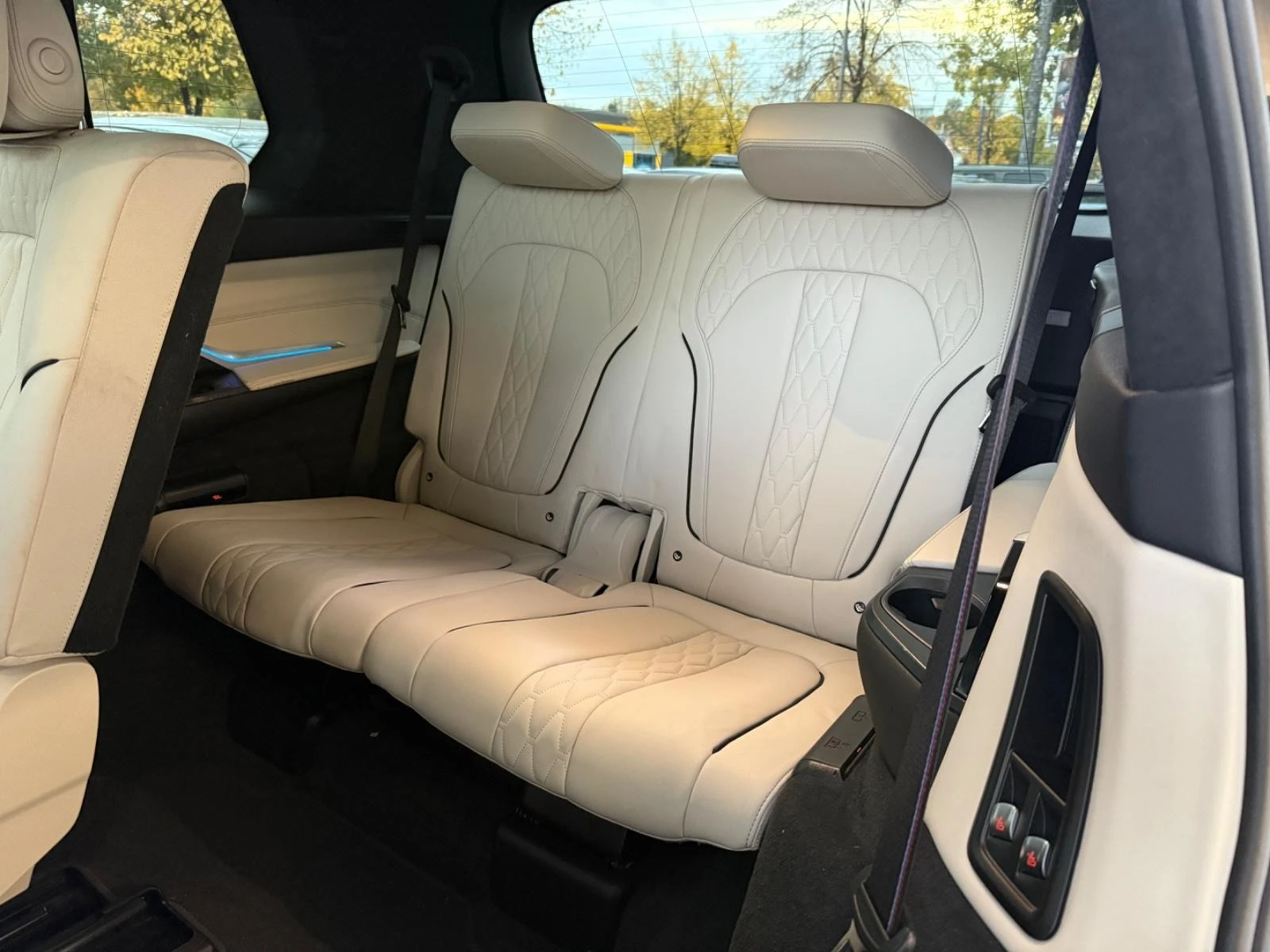 BMW X7 40d/xDrive/FACELIFT/M-SPORT PRO/SHADOW/ICONIC GLOW | Mobile.bg   15