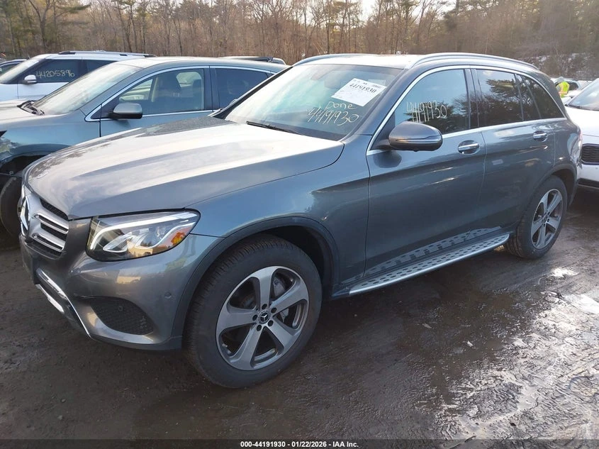 Mercedes-Benz GLC 300 2l 4Matic, снимка 2 - Автомобили и джипове - 54072070