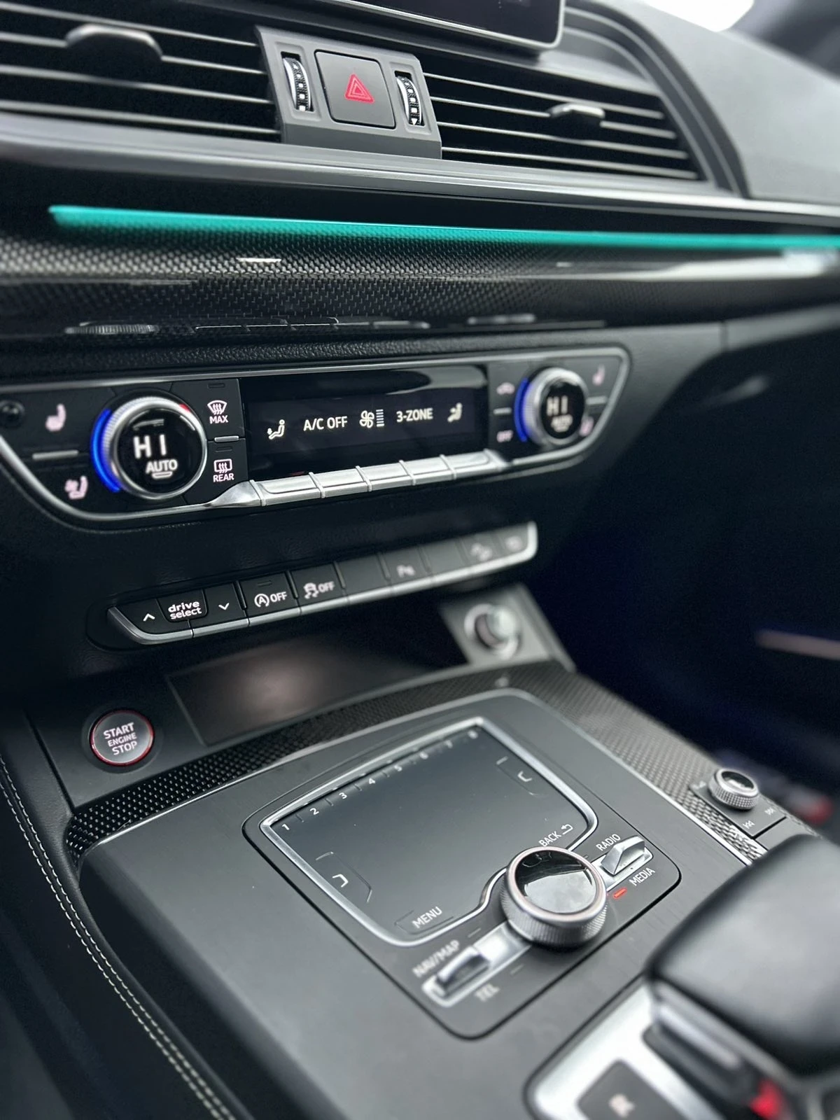 Audi SQ5 Prestige , снимка 12 - Автомобили и джипове - 54175442