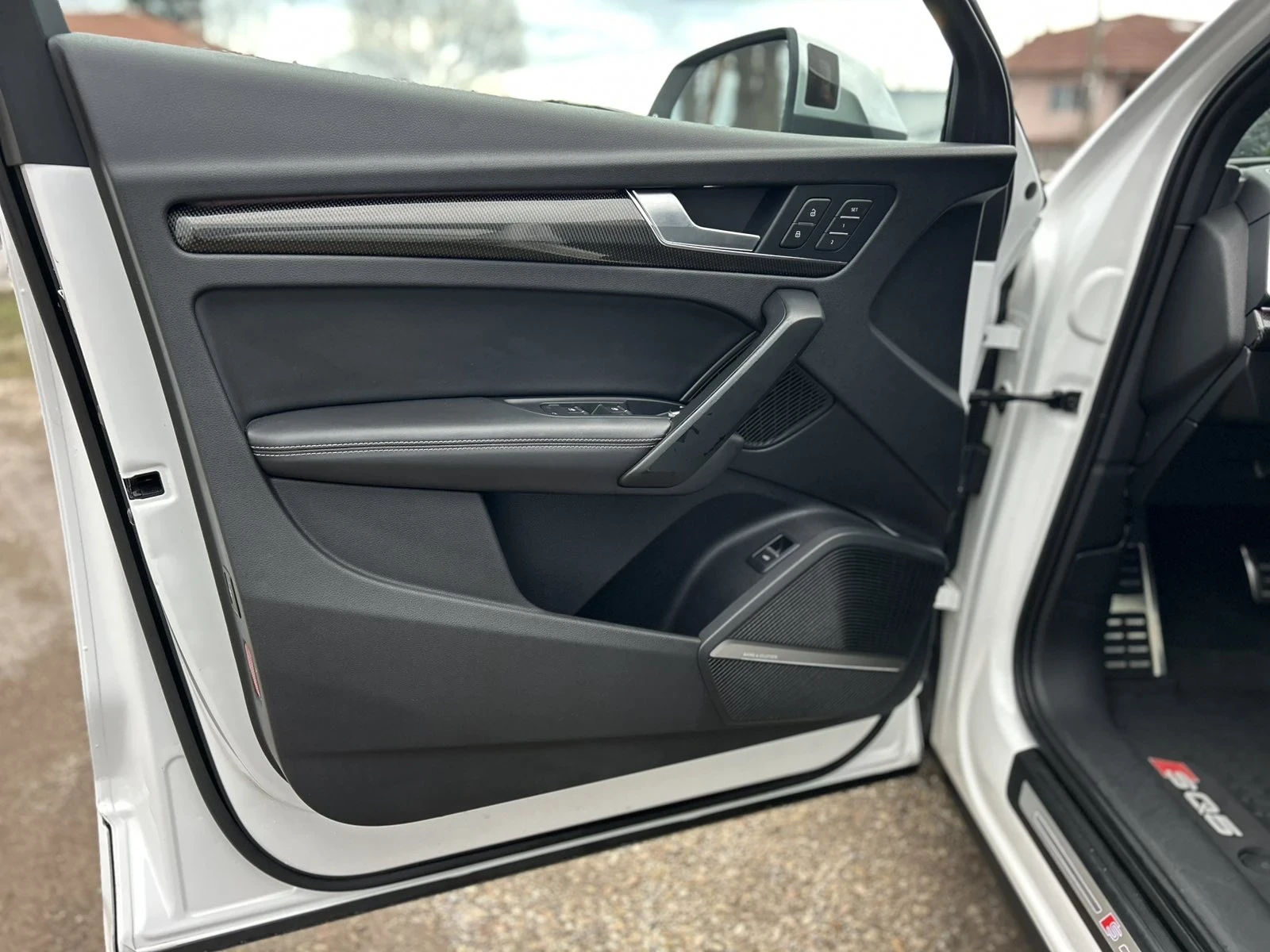 Audi SQ5 Prestige , снимка 7 - Автомобили и джипове - 54175442